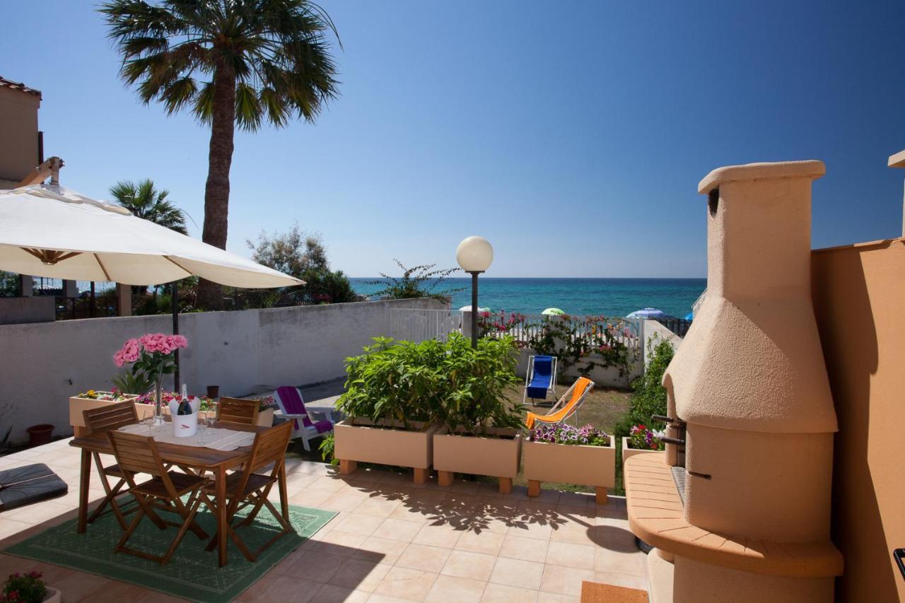 Villa Lucia Sul Mare Sant'Andrea  Buitenkant foto
